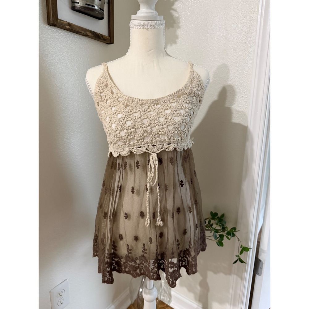 J Gee Y2K Aspired BOHO Crochet Sheer Lace Camisole Top Size L